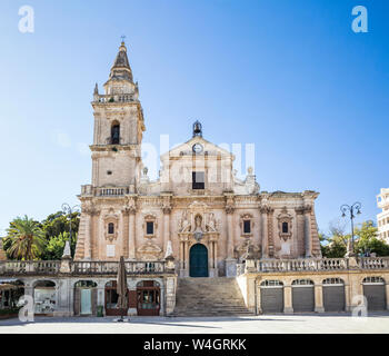 Die Kathedrale von San Giovanni, Ragusa, Sizilien, Italien Stockfoto