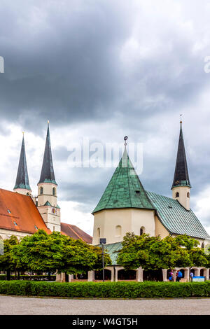 Stiftskirche und Kapelle der Gnade, Kapellplatzes, Altoetting, Bayern, Deutschland Stockfoto