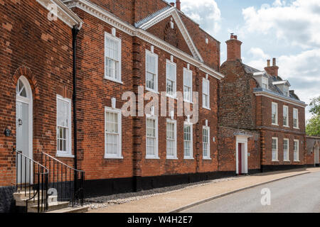 Georgianische Stadthäuser, Denkmalgeschützte, in Beccles, Suffolk, Großbritannien Stockfoto