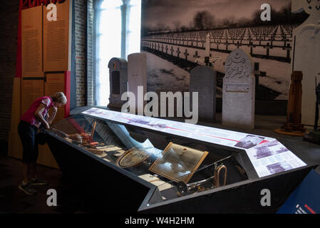 4900. Ieper. In Flanders Fields Museum. Foto: Gerrit De Heus Belgien. In Flanders Fields Museum Foto: Gerrit De Heus Stockfoto