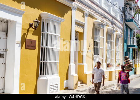 Kolumbien Cartagena Altummauerte Innenstadt historisches Zentrum Casa Maria Boutique-Hotel restaurierte Kolonialhaus Architektur Fassade Erwachsene Erwachsene Mann Stockfoto