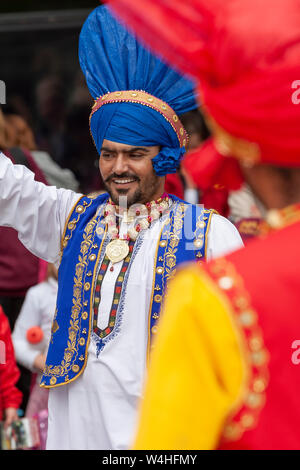 Männer mit traditionellen indischen nationalen Kleid Stockfoto