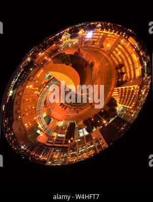 27. August 2007: Halifax, Neuschottland - Downtown Halifax bei Nacht mit dem fotografischen Effekt, eine Kugel oder ein Kreis Stockfoto