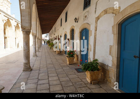 LIMASSOL, Zypern - 10. MAI 2018: Agios Antonios Kirche, tagsüber Stockfoto