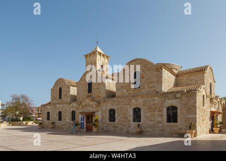 LIMASSOL, Zypern - 10. MAI 2018: Agios Antonios Kirche, tagsüber Stockfoto