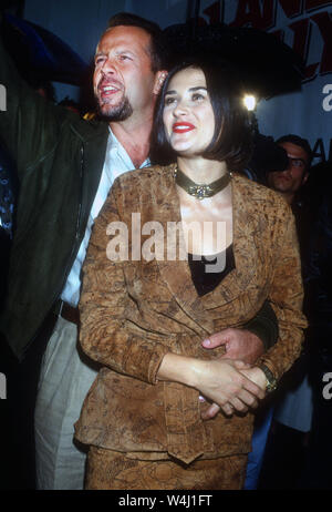 Bruce Willis Demi Moore 1992 Foto von Michael Ferguson/CelebrityArchaeology.com http://CelebrityArchaeology.com Stockfoto