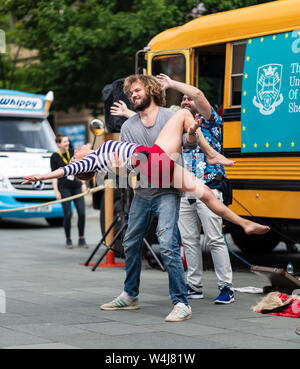 Straßenkünstler in Sheffield Fahrgassen 2019 live Shows in der Stadt Stockfoto