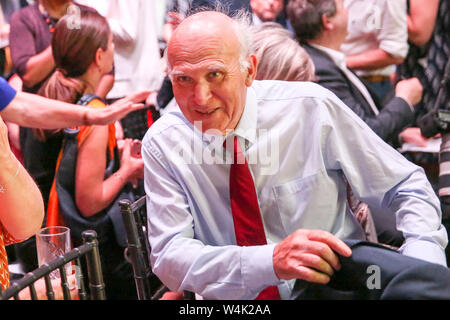 London, Großbritannien. 22. Juli, 2019. Sir Vince Cable ist an der liberale Demokrat Führung Ankündigung der Veranstaltung in Westminster. Jo Swinson, MP für East Dunbartonshire gesehen, gewann die Führung Wahl empfangen von 47,997 Stimmen und ersetzt die Sir Vince Cable in der Führungsrolle. Credit: SOPA Images Limited/Alamy leben Nachrichten Stockfoto