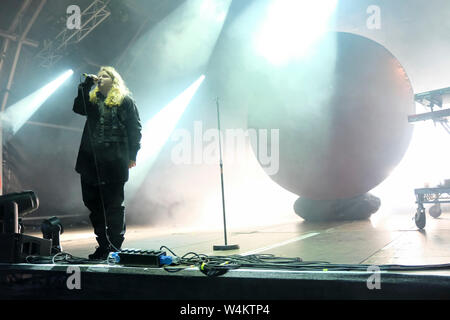 KAE (Kate) Tempest beim Larmer Tree Festival, Großbritannien. Juli 20, 2019 Stockfoto