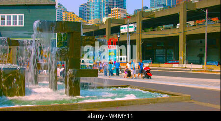 Seattle, Washington, USA (mai 10, 2019) Downtown Seattle, Seattle, Downtown Brunnen, sehr berühmten Lehrer Stockfoto