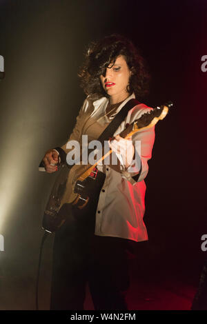 Lindenberg führt ein solo Konzert in der Trades Club, Halifax, West Yorkshire 20. Juli 2019. Stockfoto