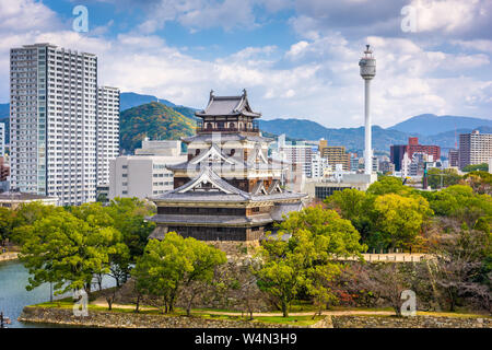 Hiroshima, Japan Stadt Skyline auf der Burg. Stockfoto