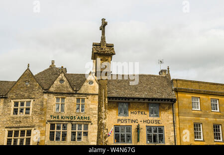 Verstauen auf der Wold in den Cotswolds AONB England Stockfoto