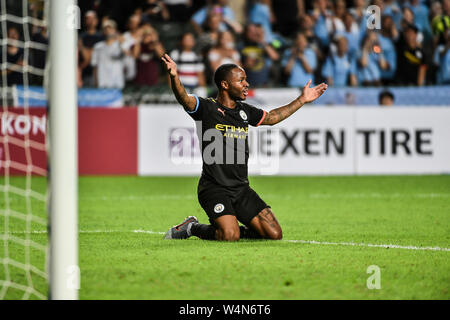 Hong Kong, Hong Kong SAR, China. 24. Juli, 2019. Kitchee FC vs Manchester City Football Club vor der Saison freundlich in Hong Kong Stadium, Causeway Bay. Man beat einheimischen Kitchee FC 6-1 mit Zielen von D. Silva, L. San, R. Sterling, N.Z. Touaizi und I.P. La Rosa. Raheem Sterling. Photo Credit: HKPhotoNews Isaak Lawrence/Alamy leben Nachrichten Stockfoto