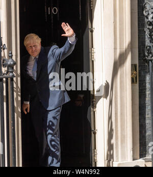 London, Großbritannien. 24. Juli 2019, Boris Johnson kommt an 10 Downing Street, London, nach als Premierminister von der Königin Credit Ian Davidson/Alamy Leben Nachrichten bestätigt werden Stockfoto