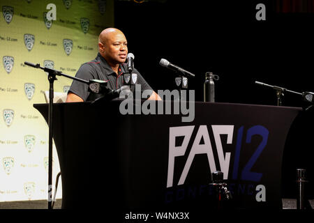 Hollywood, Kalifornien, USA. 24. Juli, 2019. Stanford Trainer David Shaw während der PAC-12 Medien Tag am Ray Dolby Ballsaal in Hollywood & Highlands (Foto durch Jevone Moore) Credit: Csm/Alamy leben Nachrichten Stockfoto