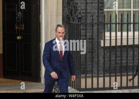 Downing Street, London, UK. 24. Juli, 2019. Dominic Raab, Außenminister. Wie Boris Johnson ist VEREIDIGT als der nächste Ministerpräsident neue Mitglieder seines Kabinetts in der Downing Street. Penelope Barritt/Alamy leben Nachrichten Stockfoto