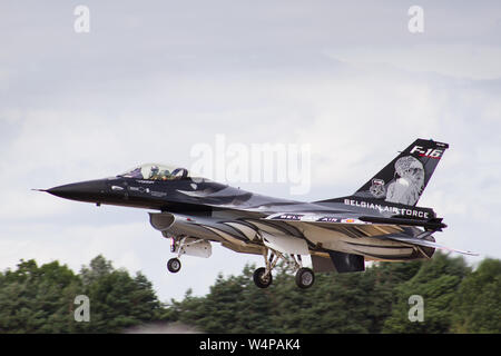 Belgische F-16 Landung Stockfoto