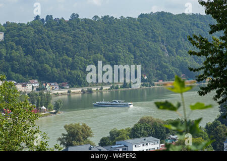 Dreiflüsseeck (drei Flüsse Ecke), an der Kreuzung von Ilz, Donau und Inn, Passau, Niederbayern, Deutschland Stockfoto