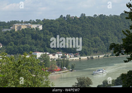 Dreiflüsseeck (drei Flüsse Ecke), an der Kreuzung von Ilz, Donau und Inn, Passau, Niederbayern, Deutschland Stockfoto