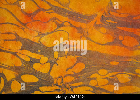 Hintergrund von texturierten handgefertigte Thai marmoriert momi Maulbeerpapier mit Hintergrundbeleuchtung Stockfoto