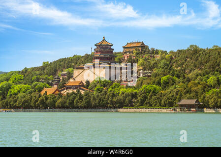 Langlebigkeit Hügel an der Sommerpalast in Peking, China Stockfoto