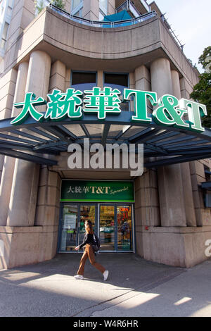 T&T-Supermarkt, einen asiatischen Supermarkt an internationales Dorf, Vancouver, BC, Kanada Stockfoto