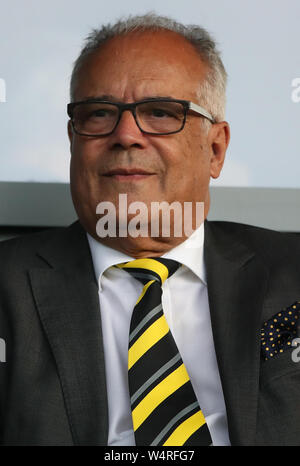 Burton Albion Vorsitzender Ben Robinson während der Vorsaison Freundschaftsspiel am Pirelli Stadium, Burton. Stockfoto