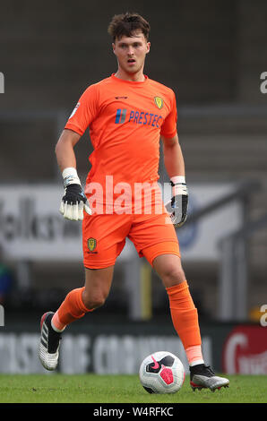 Burton Albion Torhüter Kieran O'Hara während der Vorsaison Freundschaftsspiel am Pirelli Stadium, Burton. Stockfoto