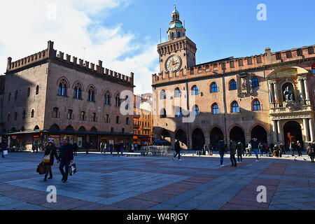 Palazzo d Accursio, Piazza Maggiore, Bologna, Emilia-Romagna, Italien Stockfoto