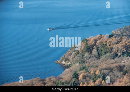 Schönen Herbst Landschaft Bild der Blick von Gummers wie auf Derwent Water Lake District Stockfoto