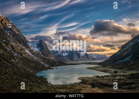 Blick Richtung Vareid, Flakstad, Lofoten, Nordland, Norwegen Stockfoto