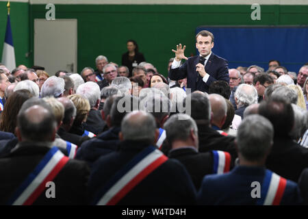 Emmanuel Längestrich anlässlich der Lancierung der Große nationale Debatte in Grand Bourgtheroulde (Nordfrankreich) auf 2019/01/15 Stockfoto