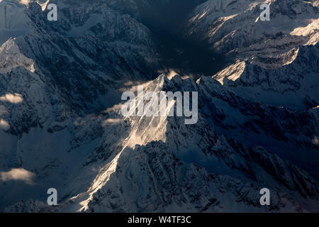 China, Tibet, Hengduan Mountains, Snowy Mountains separate der tibetischen Hochebene vom YunnanGuizhou Hochebene im Westen Chinas in der Region historisch genannt Kham und ist die Heimat der Khampa oder Khamba Tibetischen Volkes. Stockfoto