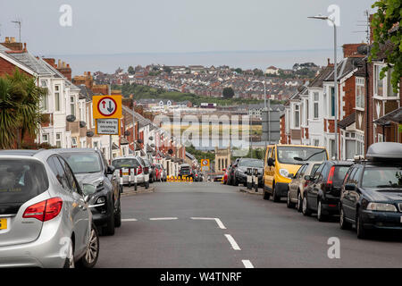 Trinity Street in Barry, wo BBC sitcom Gavin und Stacey gefilmt wird, Juli 2019. Stockfoto