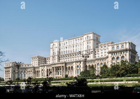 Der Palast des Parlaments, Bukarest, Rumänien, 2. größte Gebäude der Welt, 1984 entworfen für den kommunistischen Diktators Nicolae Ceaușescu Stockfoto