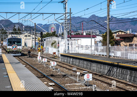 Yamanashi, Japan - 24. März 2019: Blick auf Thomas Land 20 Jahre zug Charakter am Morgen am Mt. Fuji Station in Yamanashi, Japan Stockfoto