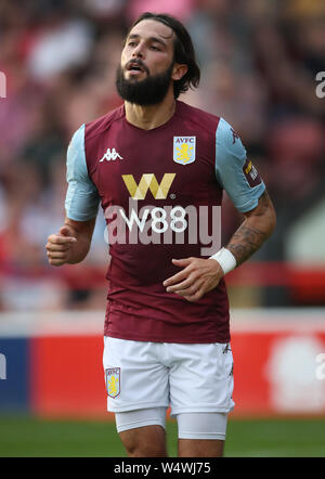 Aston Villa Jota während der Vorsaison Freundschaftsspiel am Ufer des Stadion, Walsall. PRESS ASSOCIATION Foto. Bild Datum: Mittwoch, 24. Juli 2019. Siehe PA-Geschichte Fußball Walsall. Photo Credit: Nick Potts/PA-Kabel. Einschränkungen: EDITORIAL NUR VERWENDEN Keine Verwendung mit nicht autorisierten Audio-, Video-, Daten-, Spielpläne, Verein/liga Logos oder "live" Dienstleistungen. On-line-in-Match mit 120 Bildern beschränkt, kein Video-Emulation. Keine Verwendung in Wetten, Spiele oder einzelne Verein/Liga/player Publikationen. Stockfoto