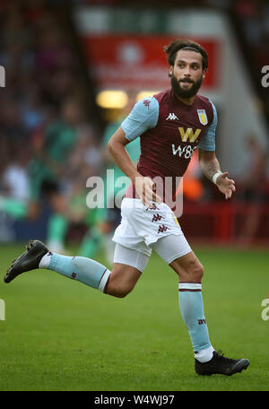 Aston Villa Jota während der Vorsaison Freundschaftsspiel am Ufer des Stadion, Walsall. PRESS ASSOCIATION Foto. Bild Datum: Mittwoch, 24. Juli 2019. Siehe PA-Geschichte Fußball Walsall. Photo Credit: Nick Potts/PA-Kabel. Einschränkungen: EDITORIAL NUR VERWENDEN Keine Verwendung mit nicht autorisierten Audio-, Video-, Daten-, Spielpläne, Verein/liga Logos oder "live" Dienstleistungen. On-line-in-Match mit 120 Bildern beschränkt, kein Video-Emulation. Keine Verwendung in Wetten, Spiele oder einzelne Verein/Liga/player Publikationen. Stockfoto