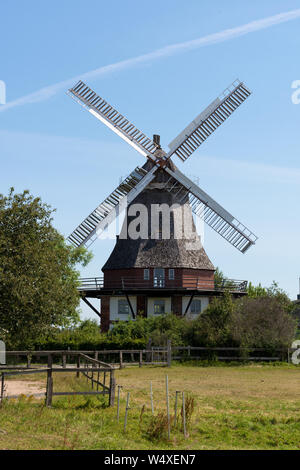 Alte historische Windmühle in Lichtenhagen, Rostock, Deutschland Stockfoto