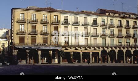 PLAZA MAYOR - CASAS CON SOPORTALES. Lage: an der Außenseite. Zamora. Spanien. Stockfoto