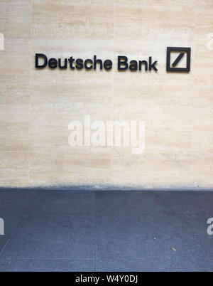 Die Deutsche Bank, Great Winchester Street, London, EC2N 2D, UK Stockfoto