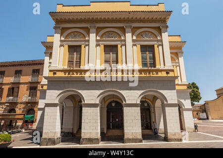 Benevento, Garibaldi Hauptstraße, Vittorio Emanuele städtische Theater, die Oper, Kampanien, Italien Stockfoto