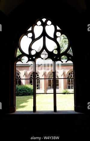 Einen allgemeinen Überblick über das Basler Münster, Schweiz Stockfoto