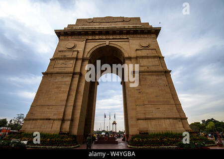 Das India Gate, ein Krieg Denkmal für die 82.000 Soldaten der indischen Armee, die während des Ersten Weltkrieges starb befindet sich rittlings auf den Rajpath, in Neu Delhi Stockfoto