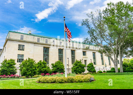 Nationale Akademie der Wissenschaften NAS Gebäude US Flag Verfassung Ave Washington DC. 1924 gewidmet, der Nationalen Akademie für Medizin Stockfoto