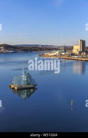 Sie liegt, Skulptur der Künstlerin Monica Bonvicini, Oslofjord, Oslo, Norwegen Stockfoto