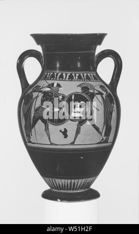 Dachgeschoss Black-Figure Amphora Typ B nach Dot-Ivy Gruppe, Athen, Griechenland zugeschrieben, ca. 530 - 520 v. Chr., Terrakotta, 22,9 × 14,6 cm (9 x 5 3/4 Zoll Stockfoto