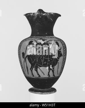 Dachgeschoss Black-Figure Oinochoe (Form 1), Maler der Oxford 225, Athen, Griechenland, ca. 510-500 v. Chr., Terrakotta, 21,9 × 13,1 cm (8 5/8 x 5 1/8 in. Stockfoto