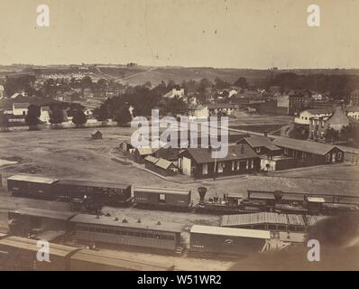 Nr. 119. Beauftragte Abteilung, Alexandria Slave Pens, Fort Ellsworth, Seminar Krankenhaus, Camps, etc. in Distanz. April 1863., A.J. Russell (American, 1830-1902), April 1863, Eiweiß Silber drucken, 25,2 × 32,7 cm (9 7/8 x 12 7/8 in Stockfoto